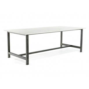 Aura15 Dekton Tisch mit Stahl Tischgestell