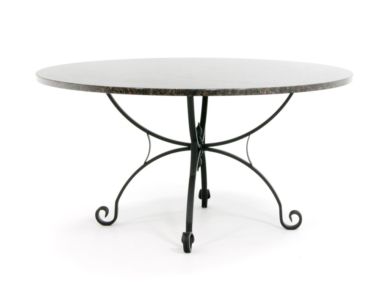 Klassischer Gartentisch mit Granitplatte